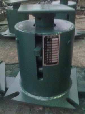 鹽山縣乾祥電力管道配件公司生產(chǎn)供應(yīng)河北鹽山乾祥管道支吊架