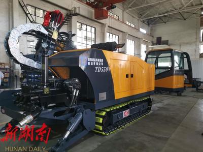 湖南通達機械設備制造首款產品成功下線